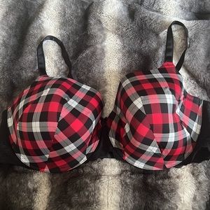 Torrid Curves Underwire Bra Size 46DDD